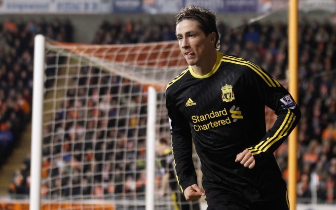 Carragher reveals Liverpool psyche behind selling Torres