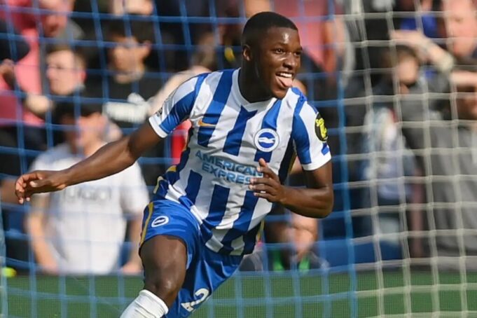 Gary Neville warns Liverpool they may be missing a trick in not pushing for Caicedo