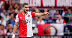 Liverpool has made contact with defender David Hancko